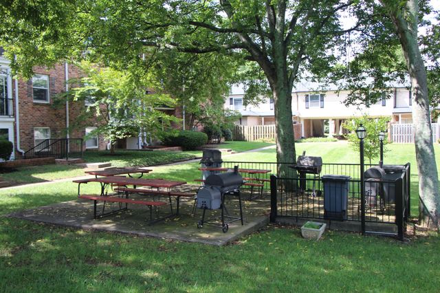 5025 Hillsboro Pike Apt 15P, Nashville, TN 37215