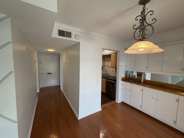 5025 Hillsboro Pike Apt 15P, Nashville, TN 37215