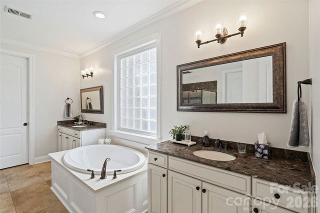 914 Oleander Lane, Waxhaw, NC 28173
