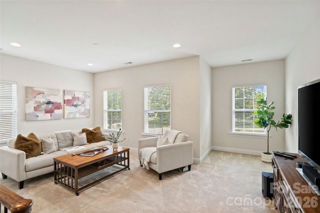 914 Oleander Lane, Waxhaw, NC 28173