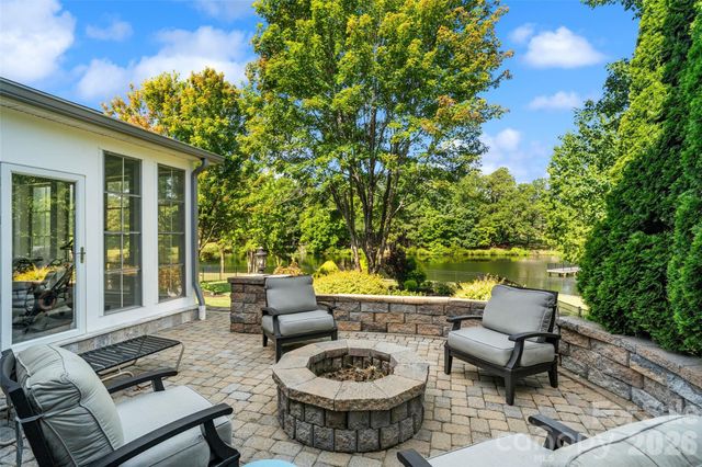 914 Oleander Lane, Waxhaw, NC 28173