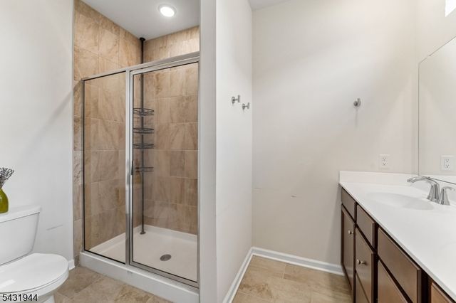 1 Haralson Ct, Livingston Twp., NJ 07039