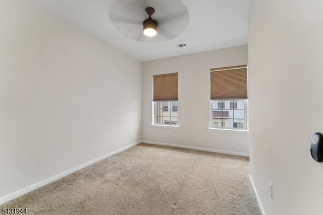 1 Haralson Ct, Livingston Twp., NJ 07039