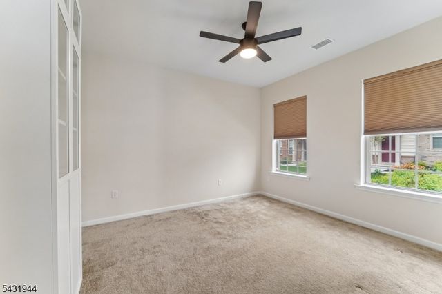 1 Haralson Ct, Livingston Twp., NJ 07039