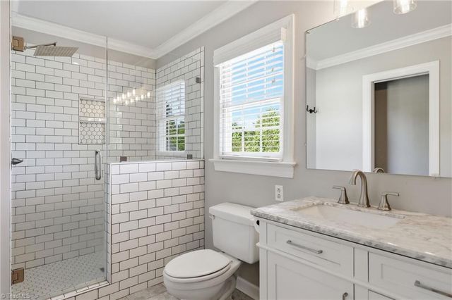 3718 Squirewood Drive, Clemmons, NC 27012
