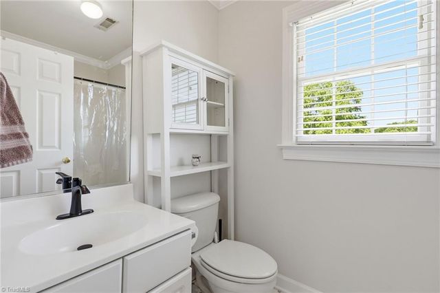 3718 Squirewood Drive, Clemmons, NC 27012
