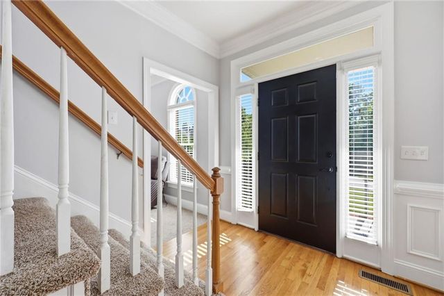 3718 Squirewood Drive, Clemmons, NC 27012