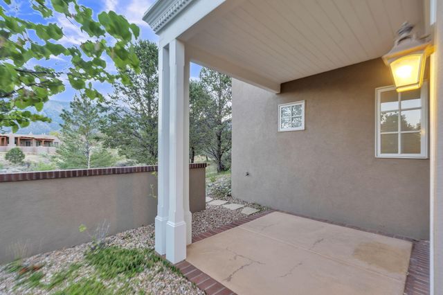 13401 Pino Canyon Place NE, Albuquerque, NM 87111