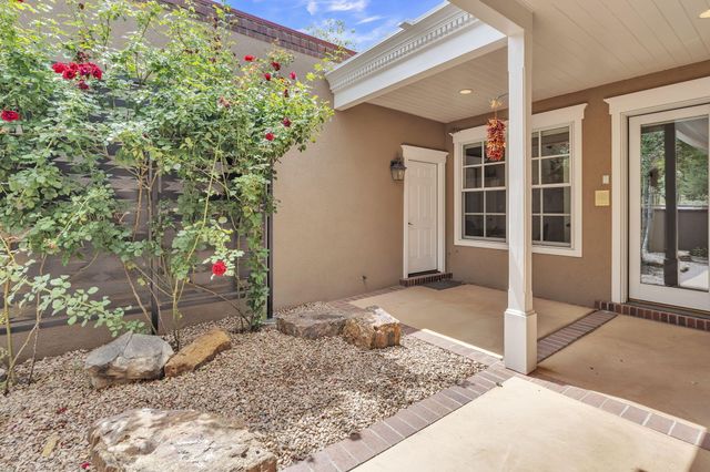 13401 Pino Canyon Place NE, Albuquerque, NM 87111