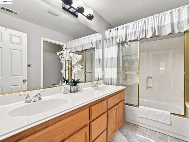 3423 Ellery Cmn, Fremont, CA 94538