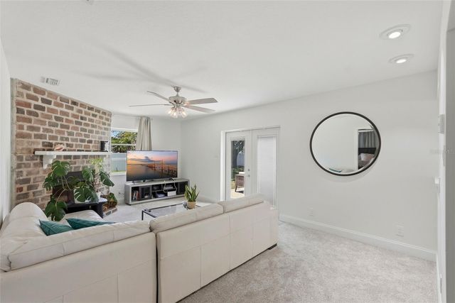 4145 HARRISBURG STREET NE, St Petersburg, FL 33703