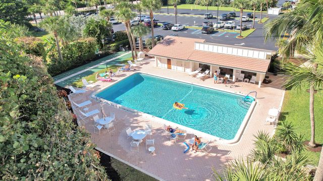 10310 S Ocean Drive 406, Jensen Beach, FL 34957