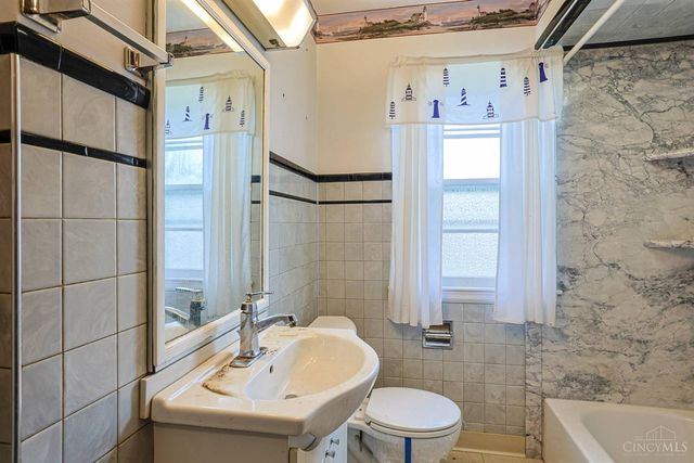 664 Walter Avenue, Fairfield, OH 45014