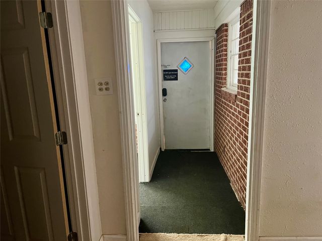 123 Varsity Circle, Arlington, TX 76013