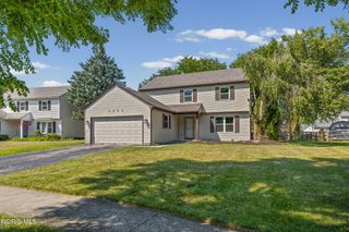 5560 Greenridge Drive, Toledo, OH 43615