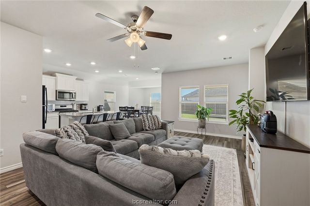 1033 Verona Drive, College Station, TX 77845