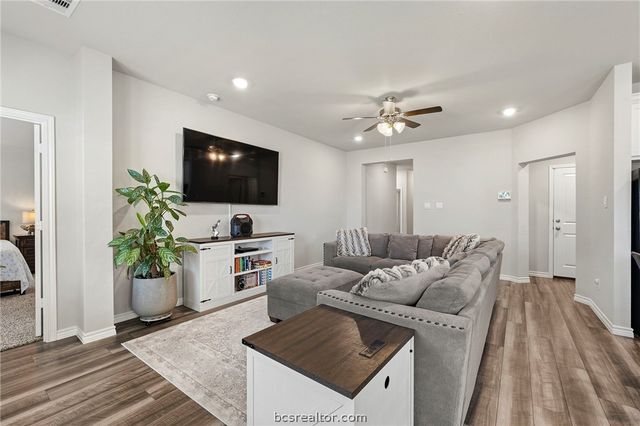 1033 Verona Drive, College Station, TX 77845