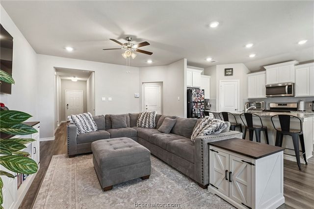 1033 Verona Drive, College Station, TX 77845