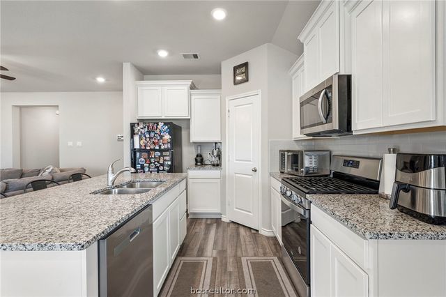 1033 Verona Drive, College Station, TX 77845