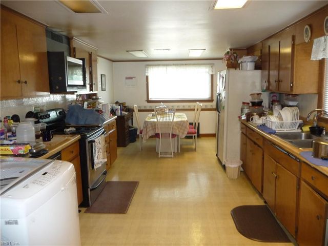 1712 Birchwood RD, Virginia Beach, VA 23455