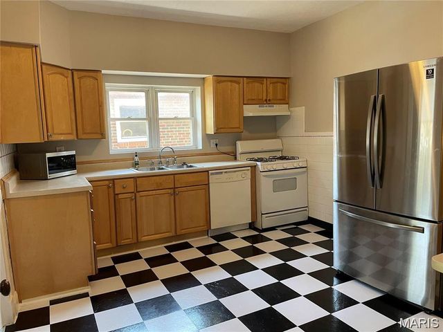 3122 Clifton Avenue, St Louis, MO 63139