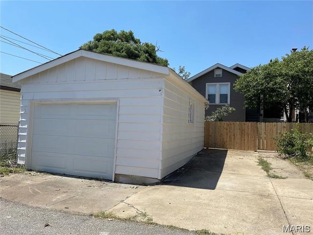 3122 Clifton Avenue, St Louis, MO 63139