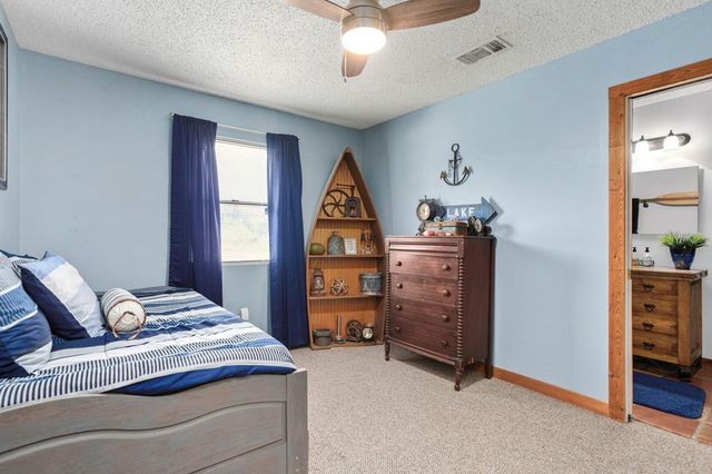 314 & 30 Sunset Dr, Lakehills, TX 78063