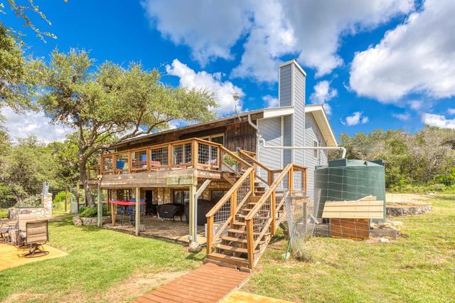 314 & 30 Sunset Dr, Lakehills, TX 78063