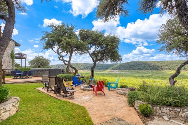 314 & 30 Sunset Dr, Lakehills, TX 78063