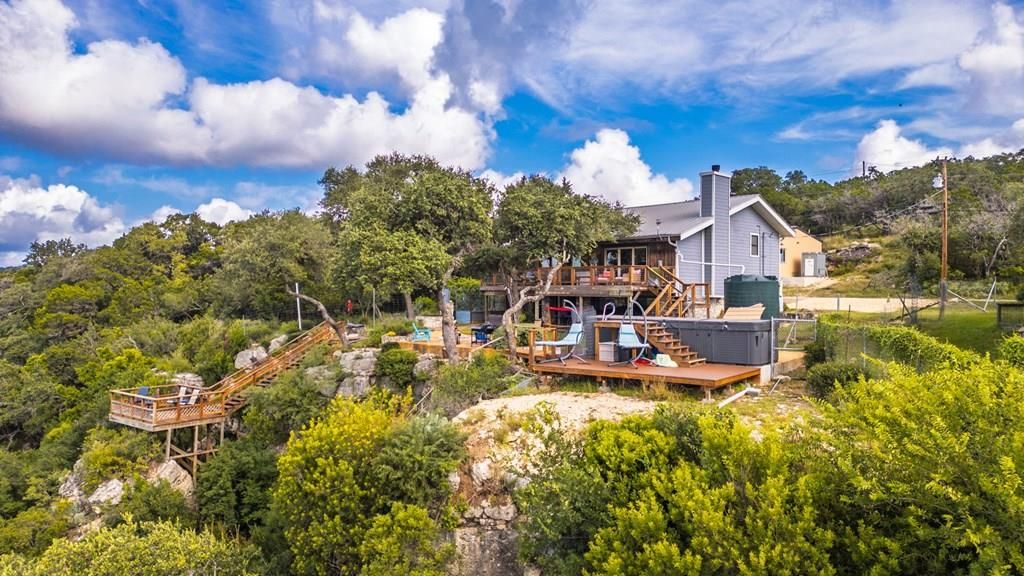 314 & 30 Sunset Dr, Lakehills, TX 78063