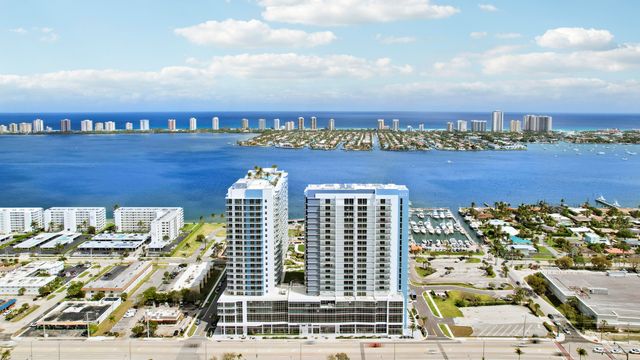 220 Lake Shore Drive 612, Lake Park, FL 33403