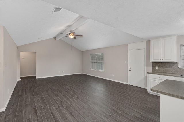 16302 Many Trees Lane, Conroe, TX 77302