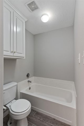 16302 Many Trees Lane, Conroe, TX 77302