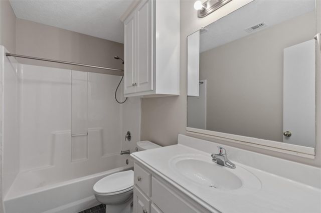 16302 Many Trees Lane, Conroe, TX 77302