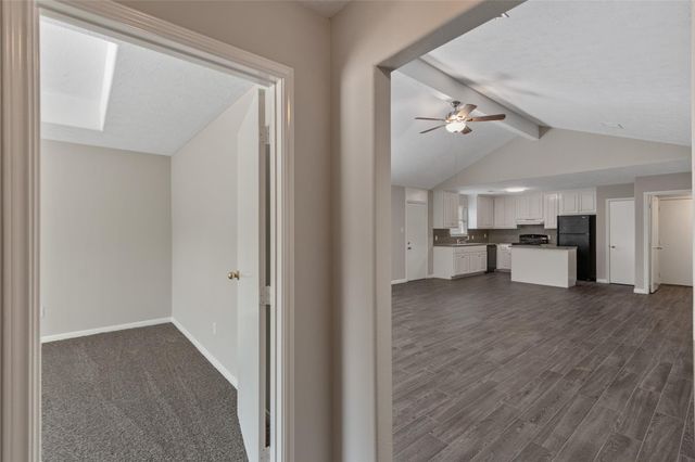 16302 Many Trees Lane, Conroe, TX 77302