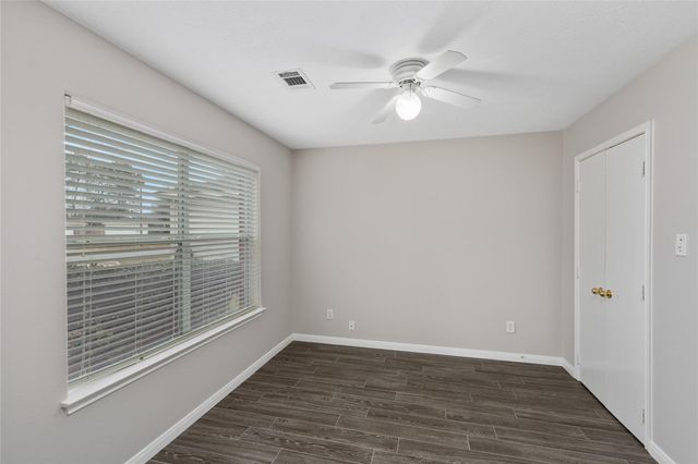 16302 Many Trees Lane, Conroe, TX 77302