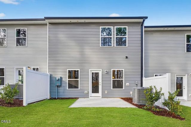 552 Barrington Row Avenue, Zebulon, NC 27597