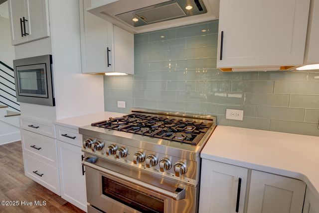 209 Creek View Circle, Sneads Ferry, NC 28460