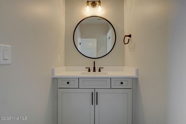 209 Creek View Circle, Sneads Ferry, NC 28460