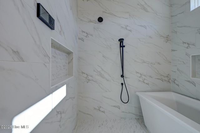 209 Creek View Circle, Sneads Ferry, NC 28460