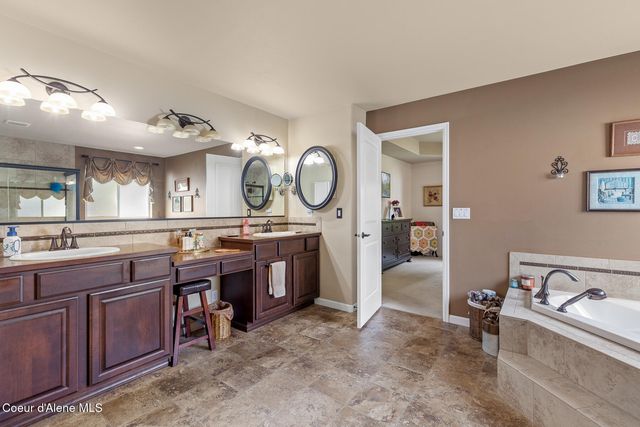 2849 W MULBERRY CT, Hayden, ID 83835
