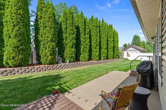 2849 W MULBERRY CT, Hayden, ID 83835