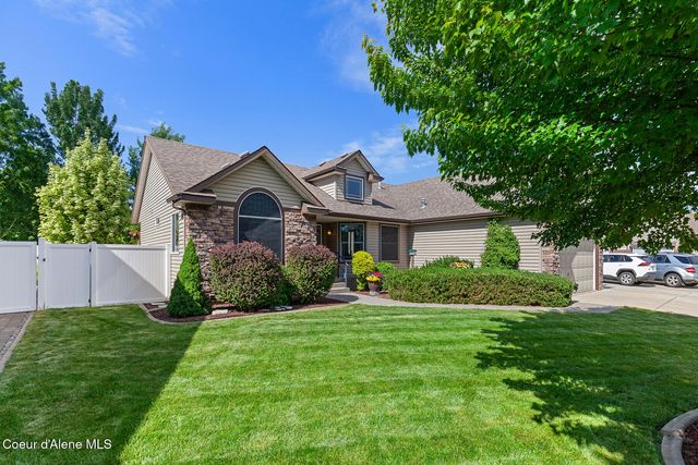 2849 W MULBERRY CT, Hayden, ID 83835