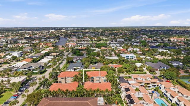 921 OSCEOLA Drive 2, Boca Raton, FL 33432