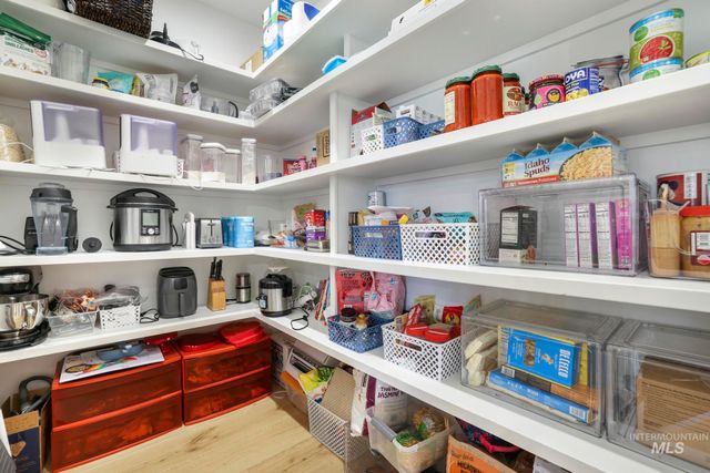 2054 Red Rock, Twin Falls, ID 83301