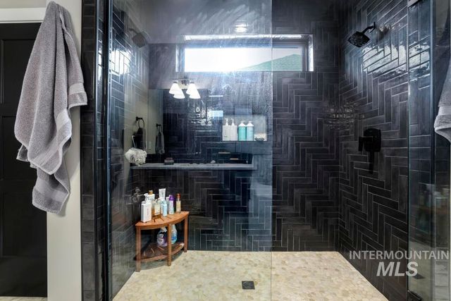 2054 Red Rock, Twin Falls, ID 83301