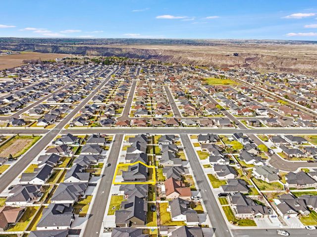 2054 Red Rock, Twin Falls, ID 83301