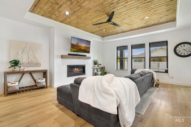 2054 Red Rock, Twin Falls, ID 83301