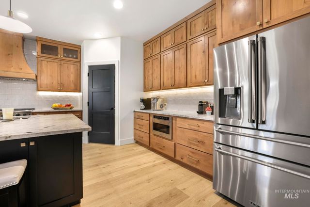 2054 Red Rock, Twin Falls, ID 83301