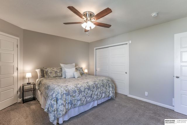 6010 N 152 Avenue, Omaha, NE 68116